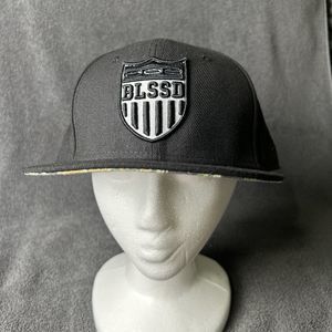 New Era 59Fifty BLSSD Fitted Hat Size 7 5/8 60.6 cm Black Camouflage